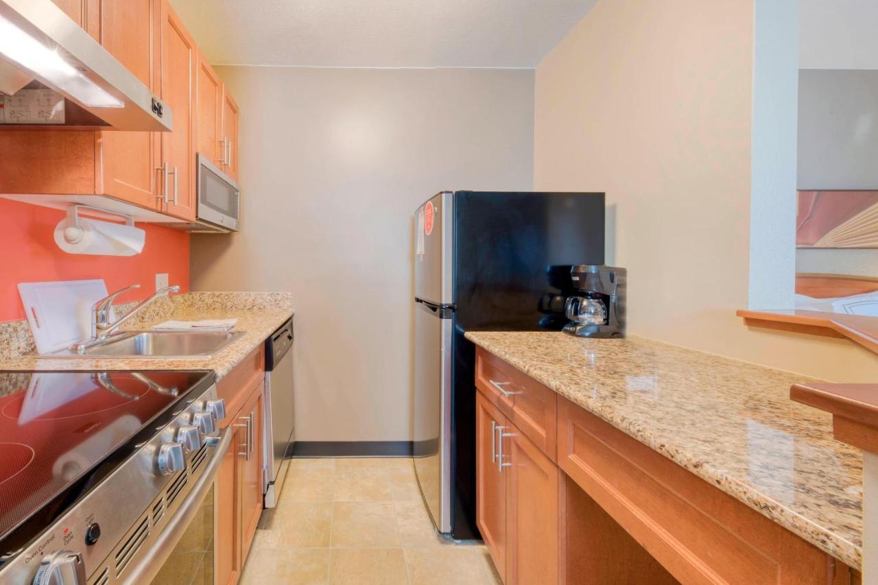 Towneplace Suites Raleigh Cary/Weston Parkway Eksteriør bilde