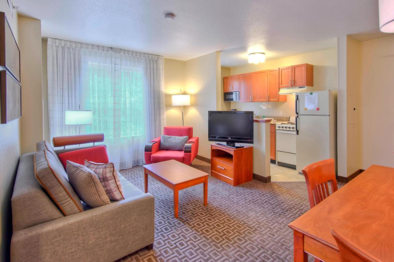 Towneplace Suites Raleigh Cary/Weston Parkway Eksteriør bilde