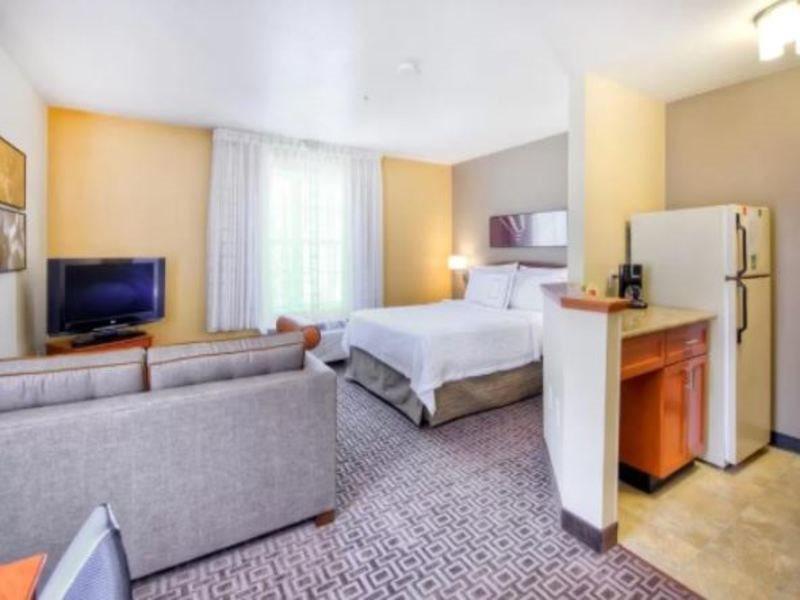 Towneplace Suites Raleigh Cary/Weston Parkway Eksteriør bilde