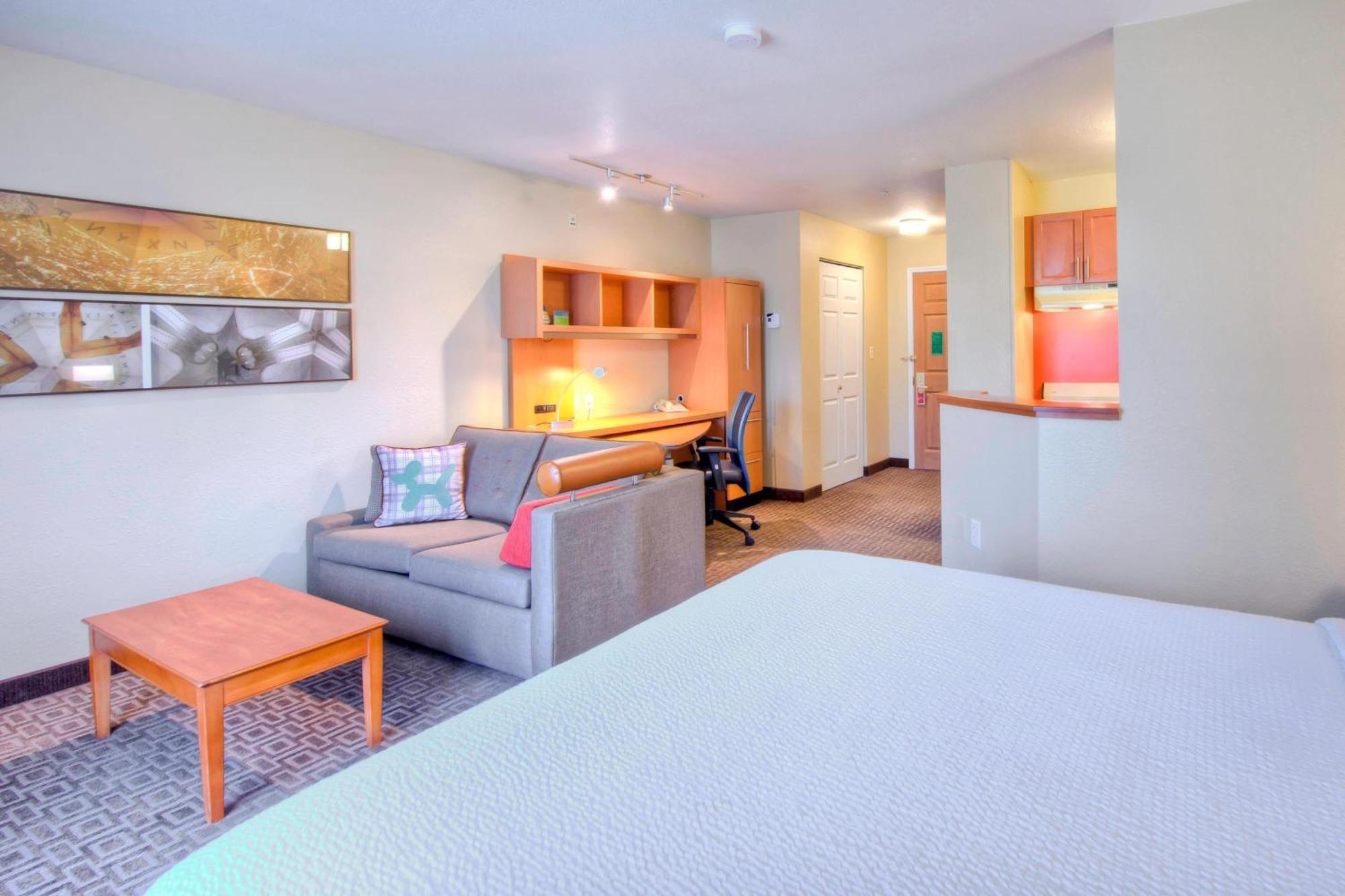 Towneplace Suites Raleigh Cary/Weston Parkway Eksteriør bilde
