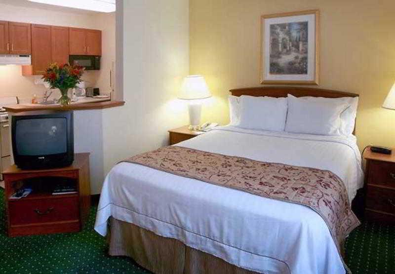 Towneplace Suites Raleigh Cary/Weston Parkway Rom bilde