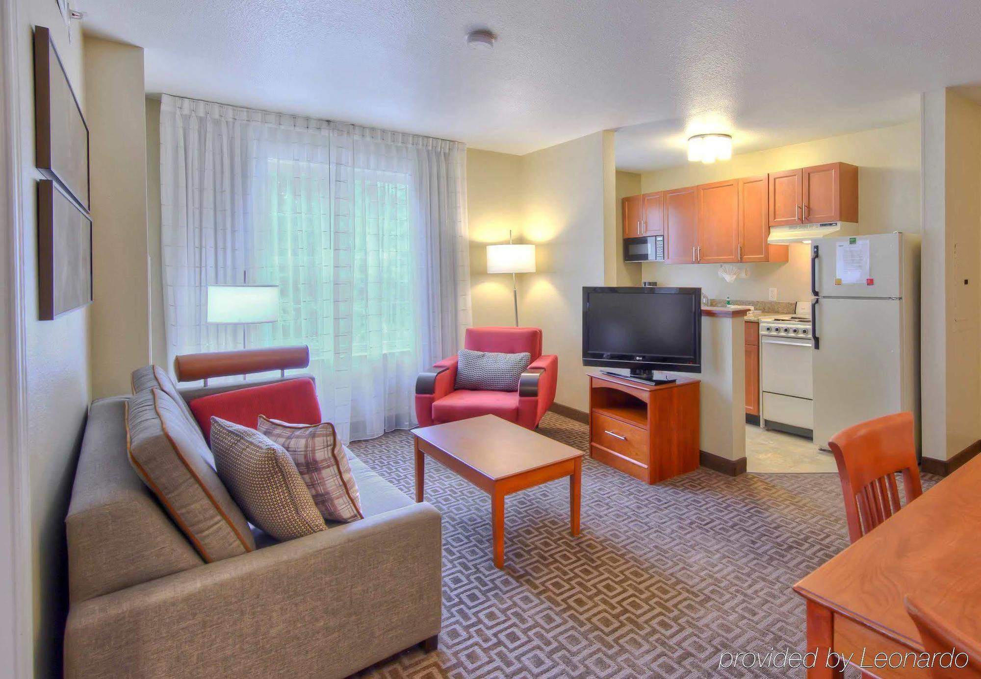 Towneplace Suites Raleigh Cary/Weston Parkway Eksteriør bilde