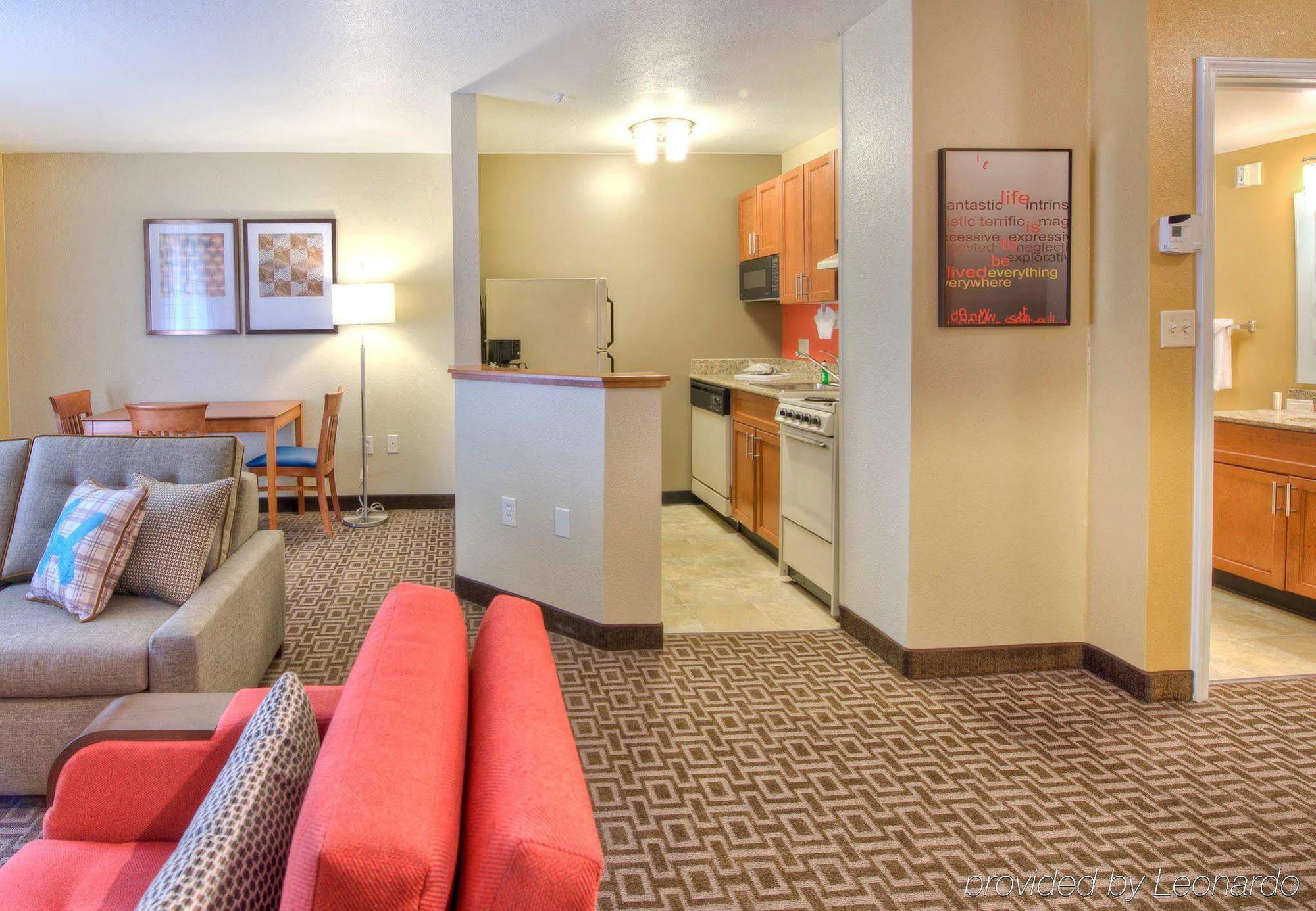 Towneplace Suites Raleigh Cary/Weston Parkway Eksteriør bilde